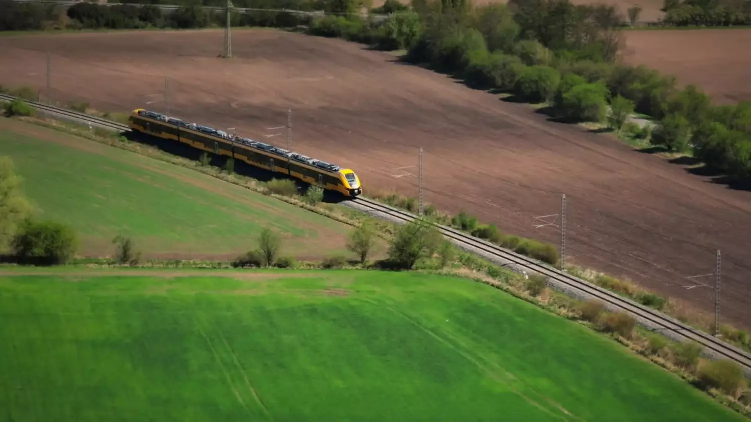pesa-regiojet-200-vuz-velim-1080p.mp4